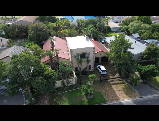 1,004M² VACANT LAND FOR SALE IN TABLE VIEW